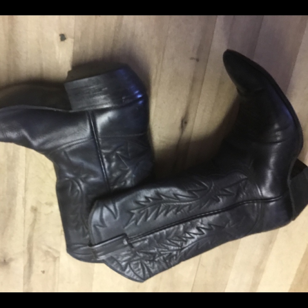 Nocoma western ladies black leather boots size 7